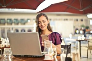 Decoding Gen Z Business Owners: Banking Expectations of the Newest Entrepreneurial Generation